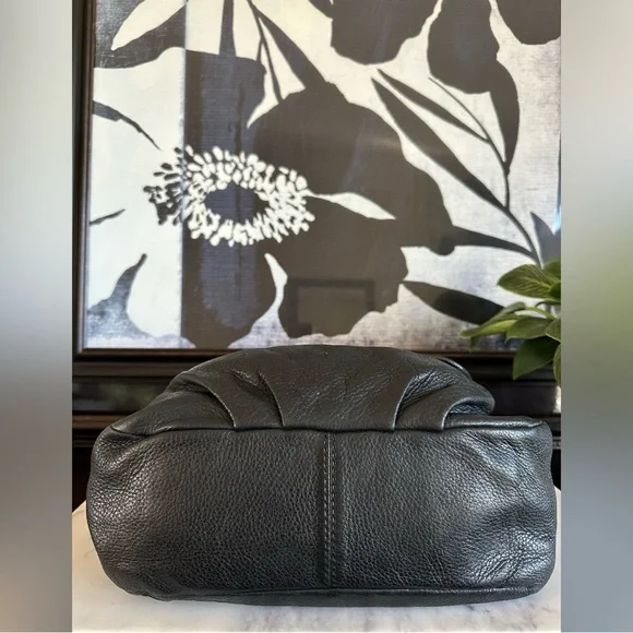 Marc By Marc Jacobs Classic Q Lil Ukita Bag - Picture 6 of 16